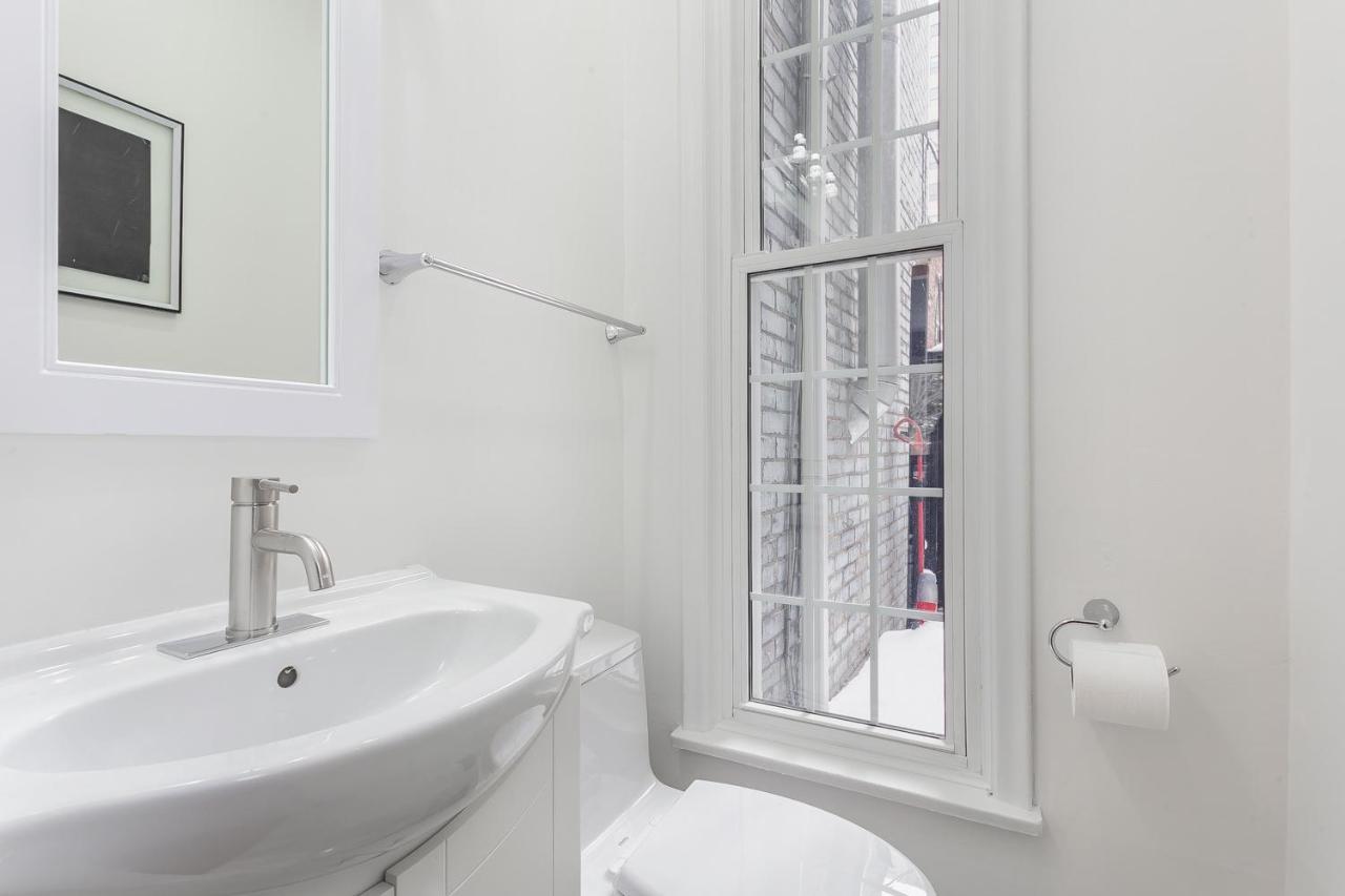 E Residential Luxury Rental Toronto Exterior photo